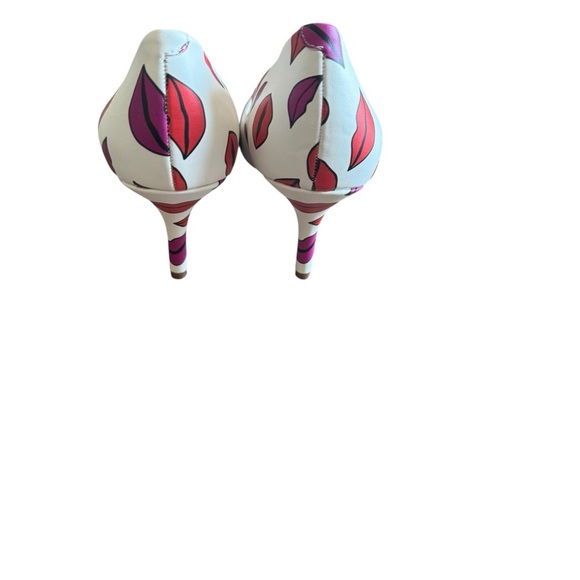 INC International Concepts Pointed Toe Heels – Lips Print – Size 7 - Picture 5 of 8